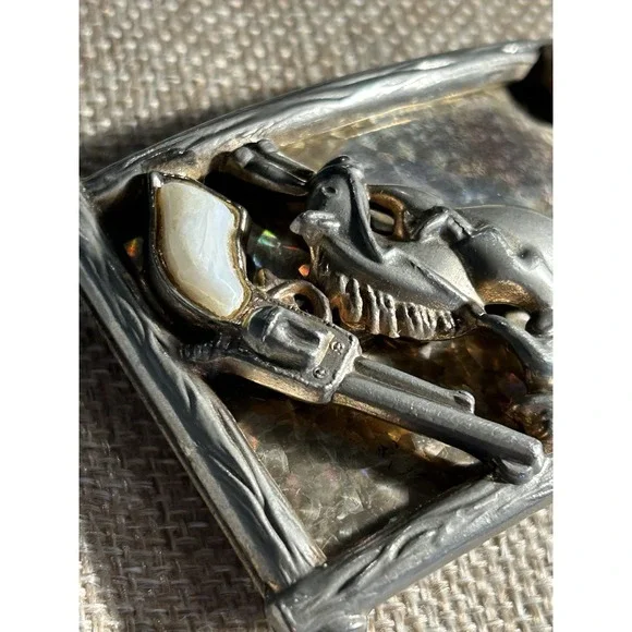 Vintage Rare Rodeo Cowboy Colt Revolvers Pat Pending Belt Buckle Bronco 3-D - Picture 6 of 9